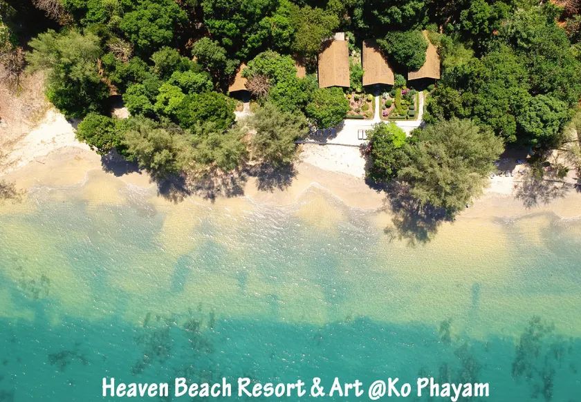 Heaven Beach Resort & Art - Image 1
