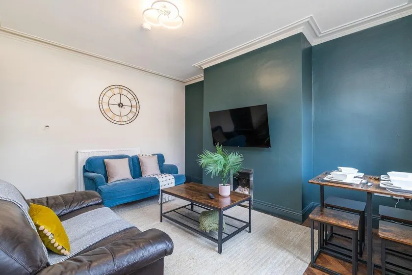 Broomfield Terrace - Image 1