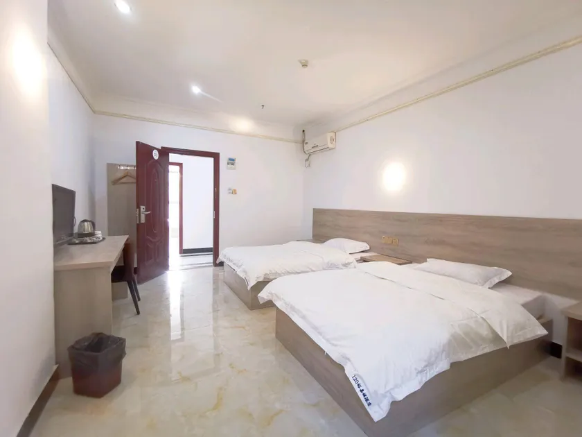 Yujiacheng  Hotel - Image 1