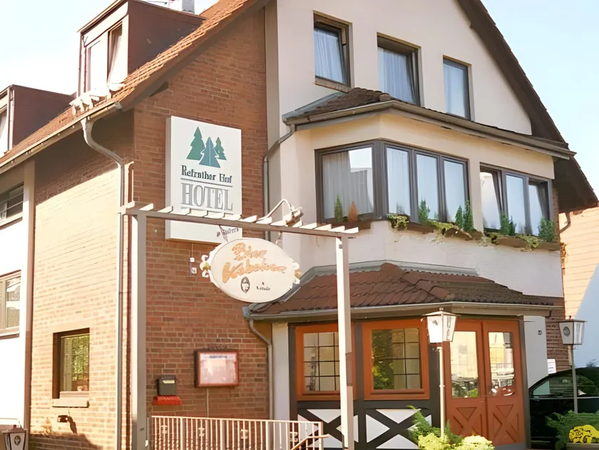 Hotel Refrather Hof - Image 1
