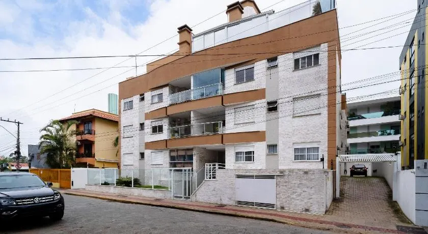Apartamentos a 110m da Praia em Floripa - AGC - Image 1