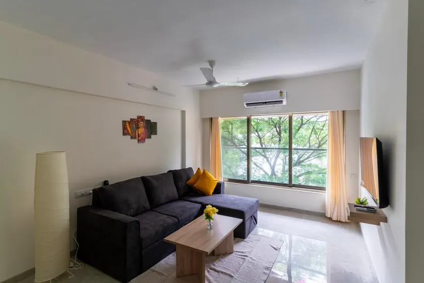 Modern, Elegant, Serene 2bhk Apt nr BKC & Airport - Image 1