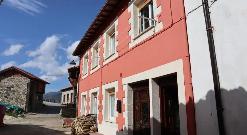 Casa Rural Cares - Image 1