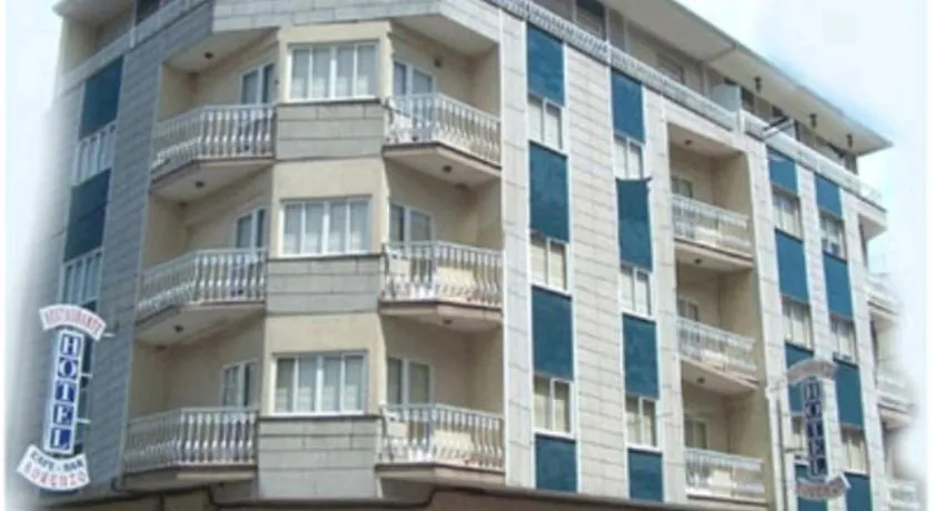 HOTEL LORENZO - Image 1