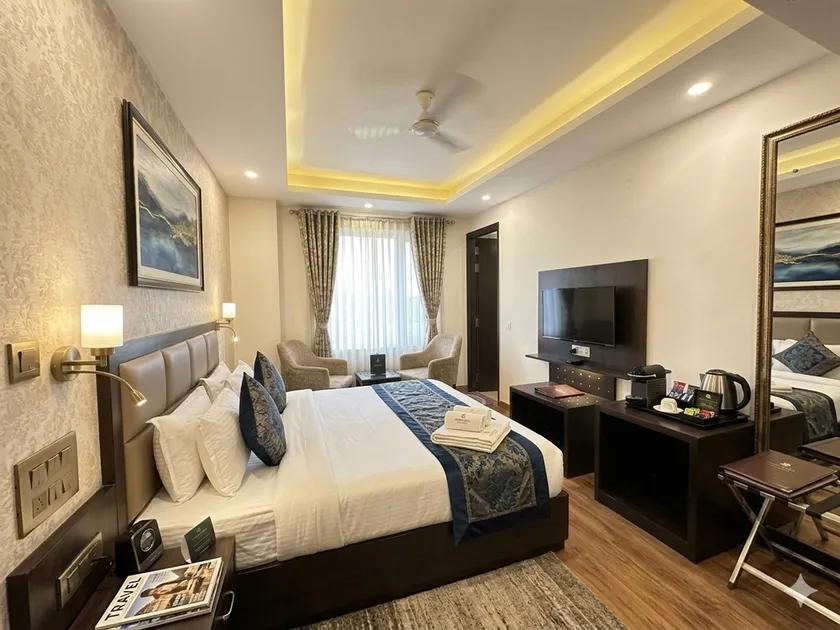 Hotel Rajpath Residency 2 Min Walk From Kaushambhi Metro Station - Image 1