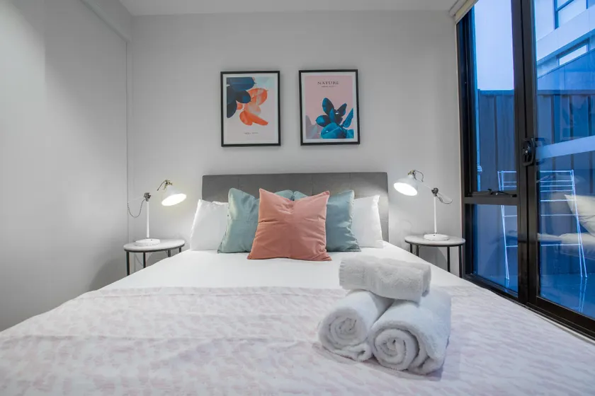 Fantastic 2 Beds APT in Boxhill W Great Location - Image 1
