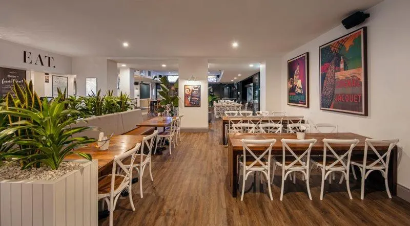 Argenton Hotel - Image 1