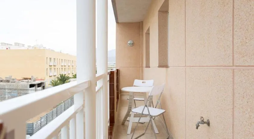 Canarian flat near the wild beach - Image 1