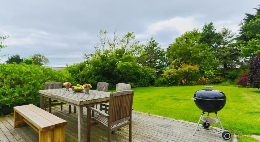 CROYDE PATHFIELDS 4 Bedrooms - Image 1