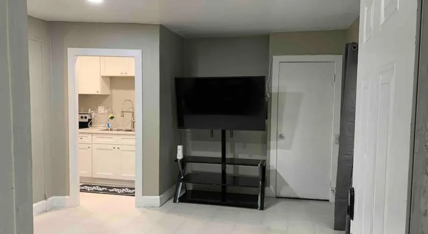 Apartment in Daytona Beach 1BR 1Bath Centrally Located - Image 1