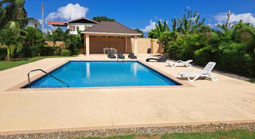 palmview estate townhouse - Image 1