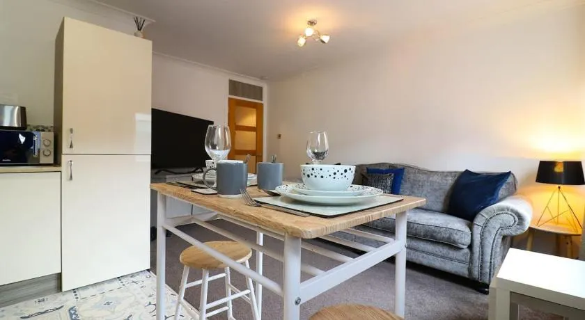 Cosy 1 bed flat in central Ayr - Image 1