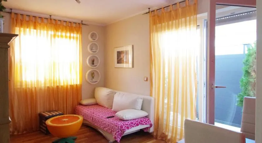 Apartment Leon - Image 1