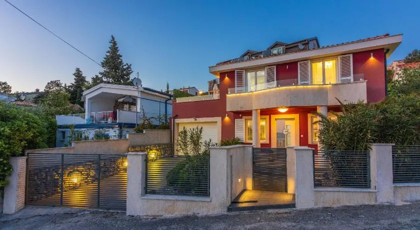 Villa M - Image 1
