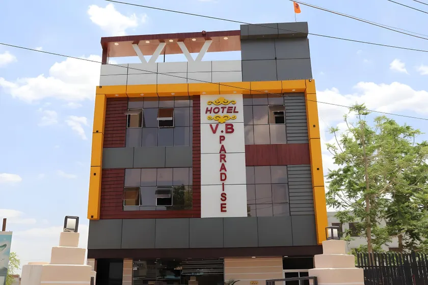 Hotel V B Paradise - Image 1
