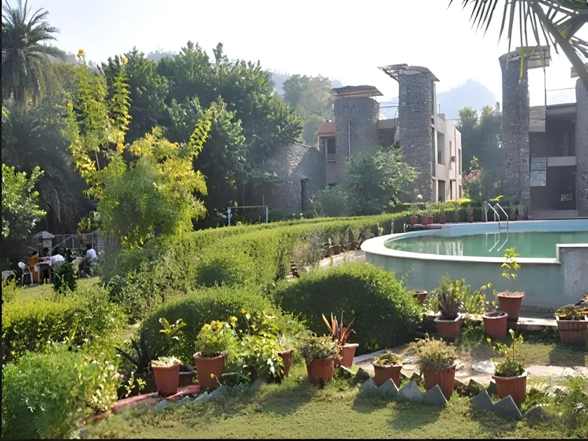 Siyava Valley Resort - Image 1