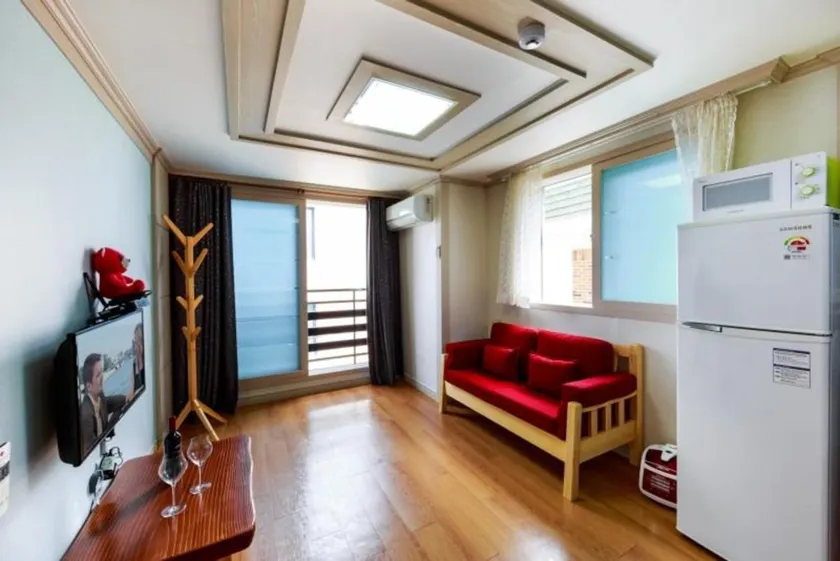 Busan Dream House Pension - Image 1