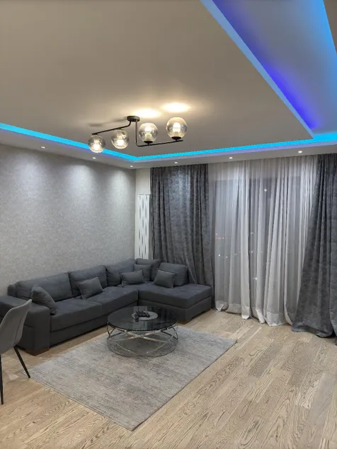 Royal Penthouse Apartment - Image 1