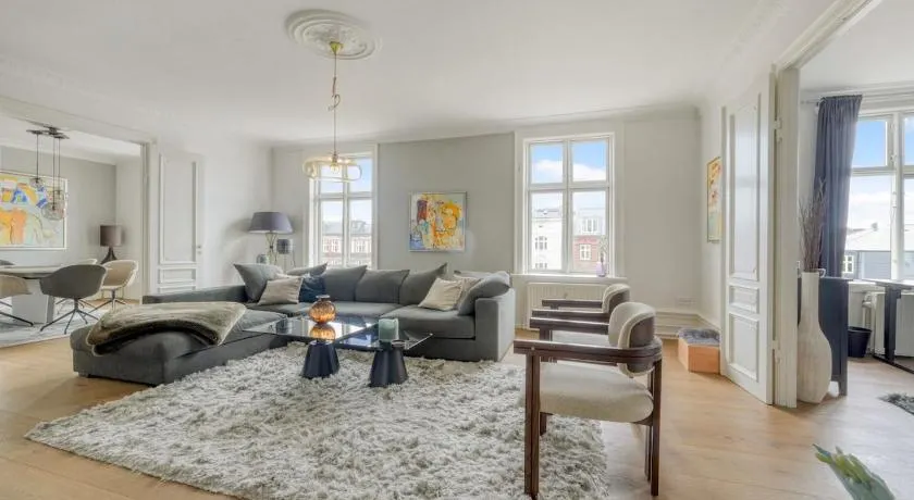 Homely and spacious apt in CPH - Image 1