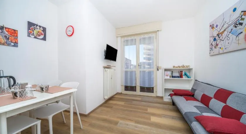 GuestHost - Zia Dina APT - with Balcony - Image 1
