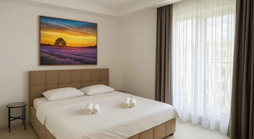 Lunara Studio #freeparking #pool - Image 1