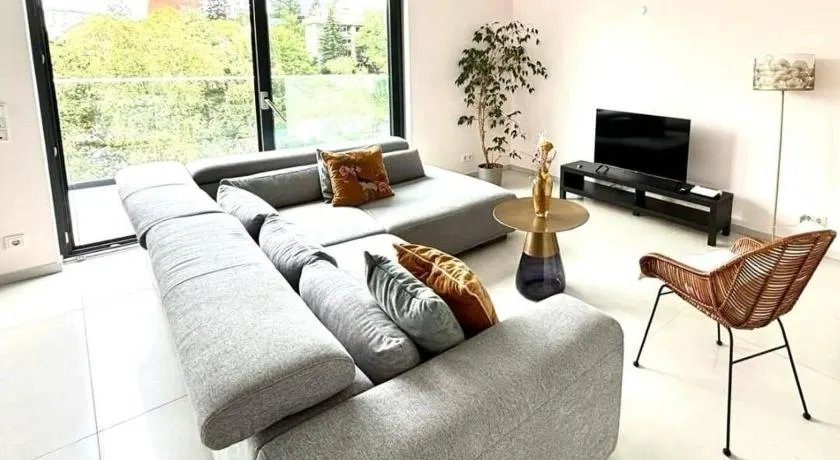 Luxembourg Kirchberg Two Bedroom Apartment City Center-parking - Image 1