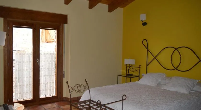 Las Abadías - Image 1