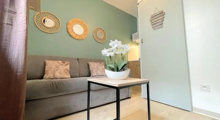Mini studio 10m2 central & clim Idéal pour une escale à Béziers - Image 1
