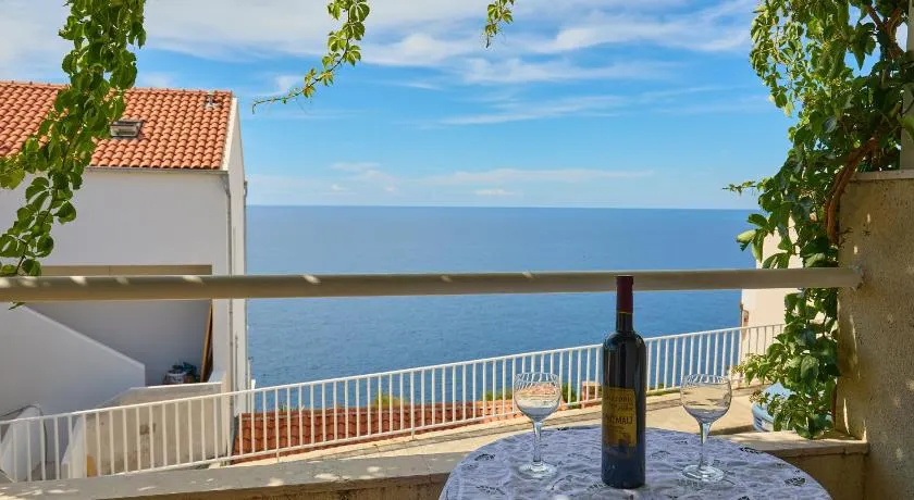 Espléndido apartamento vacacional ideal para familias | Vistas al agua - Image 1