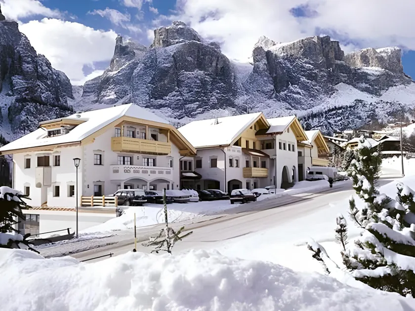 Residence Vila Corvara - Image 1