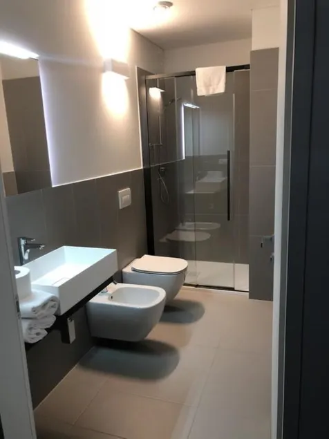 Sky Tower Suite - Image 1