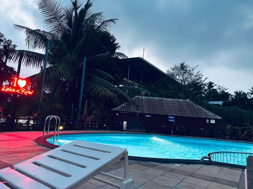 Lake N River Resort Munroe Island - Image 1