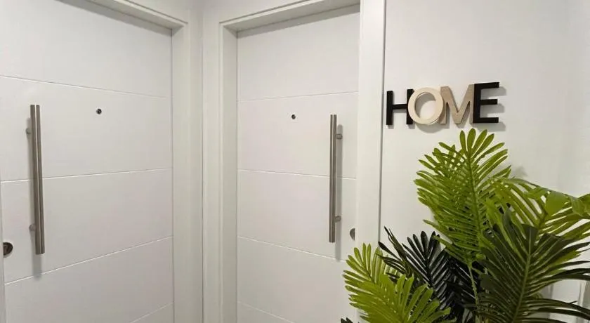 Apartamentos Amanecer - Image 1