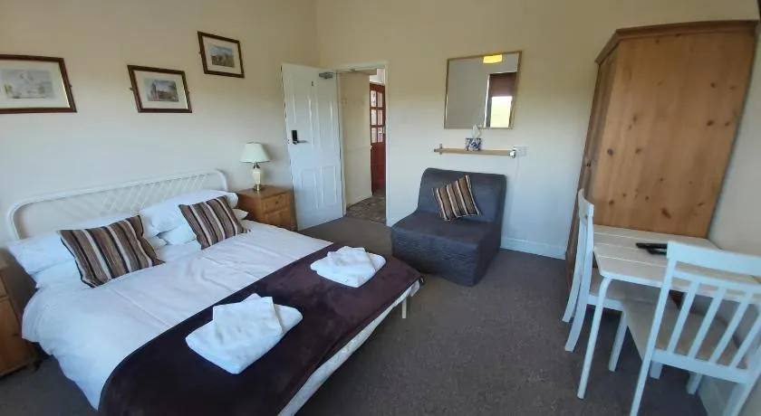 Sergeants Accommodation - Image 1