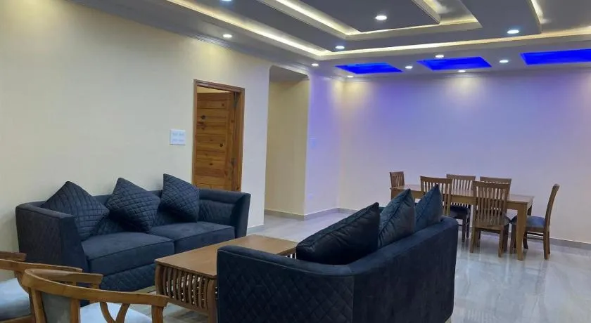 Fantastic Three Bedroom Apartment - Image 1
