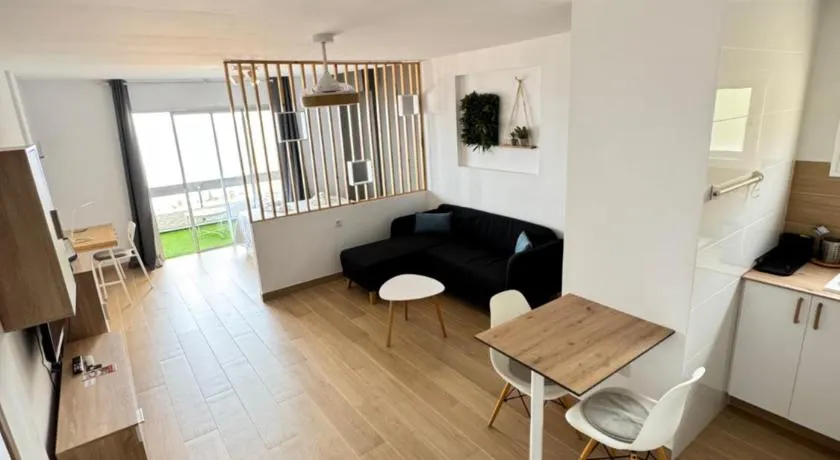 Tabaiba Modern & Bright Apartment Sea View - Image 1