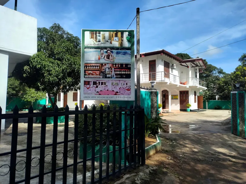 Hotel Green View - Image 1
