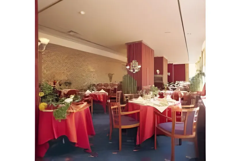 Grand Hotel Monopole - Image 1
