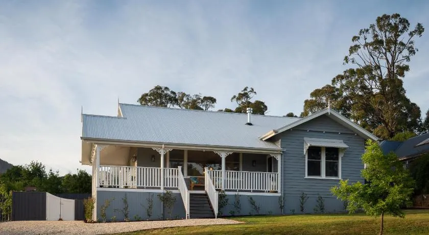 Marysville Luxury Villa - Image 1