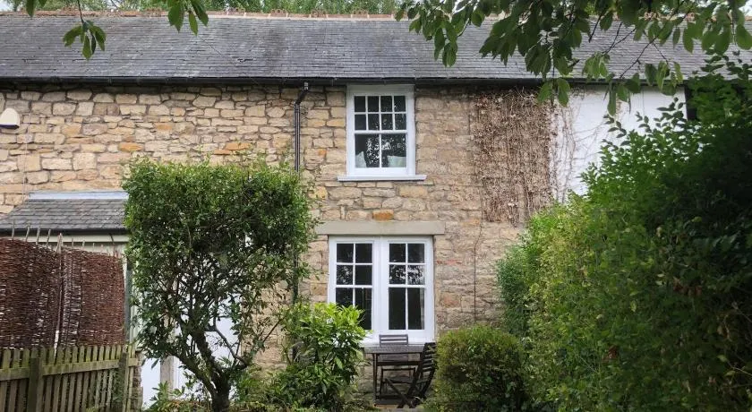 Mole Cottage - Image 1