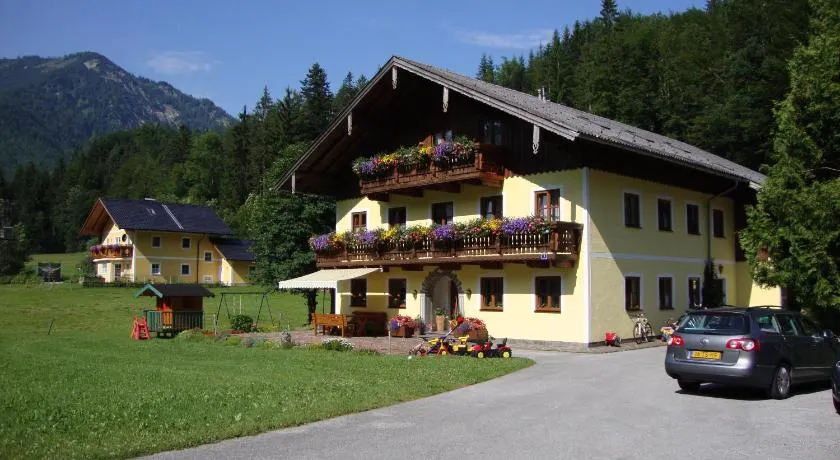 Pferdehof Almgut - Reiten für Kinder, Natur und Erholung nahe Salzburg - Image 1