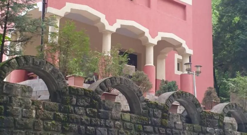 Casa Rosa - Image 1