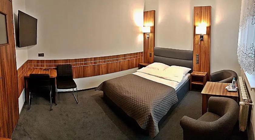 Hotel Hawana - Image 1
