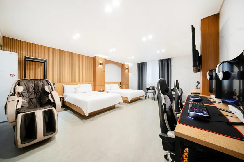 Yeosu Hotel The Classic - Image 1
