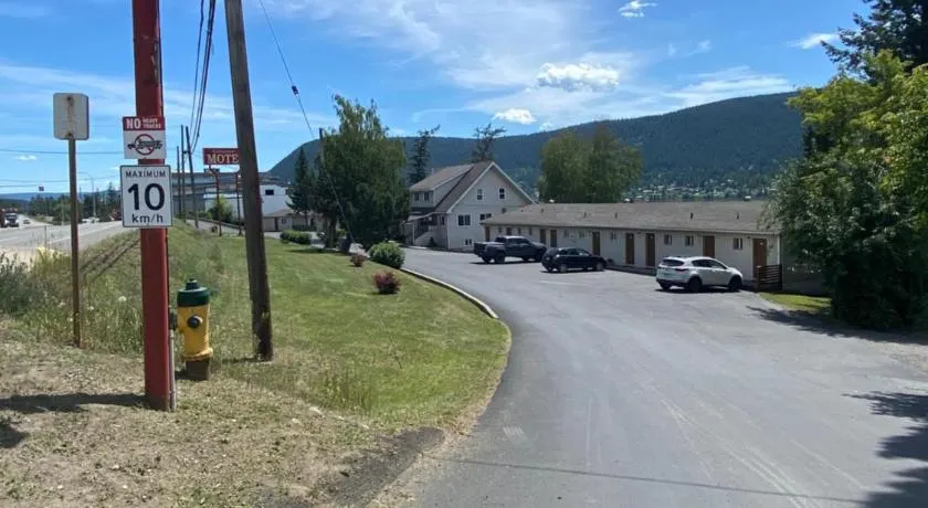 ValleyView Motel - Image 1