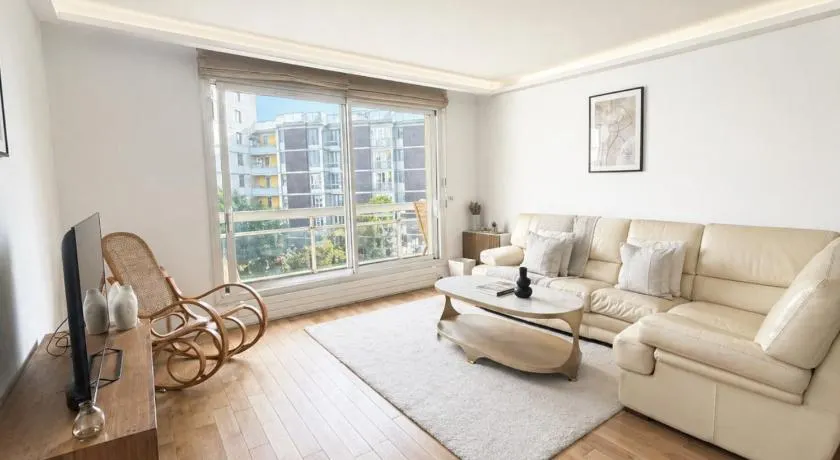 Élégant Appartement à Levallois-Perret - Image 1