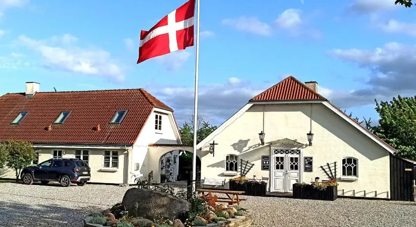 Brændekilde Bed & Breakfast - Image 1