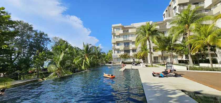 By The Sea Beach Luxury Resort - Batu Ferringhi - Image 1
