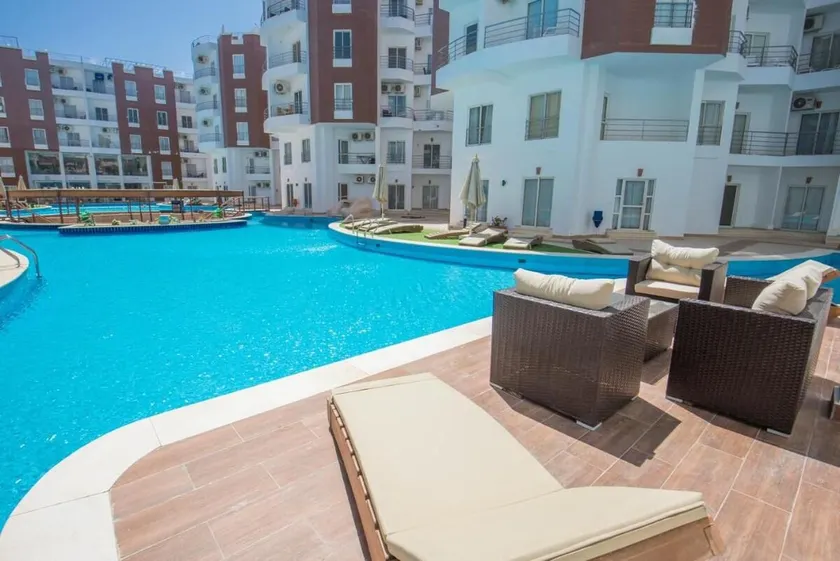One bedroom apartment with living room in Aqua Infinity before El Gouna - Image 1