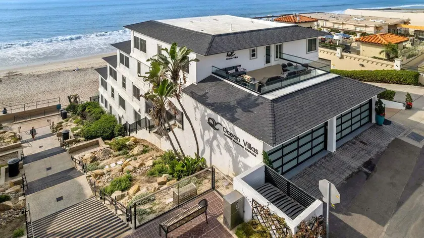 Ocean Villas Beach Front - Image 1